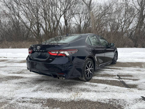 2022 Toyota Camry SE