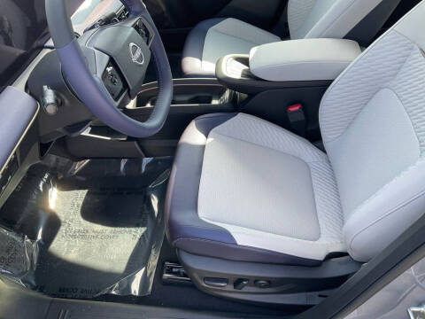 2026 Nissan LEAF Platinum+