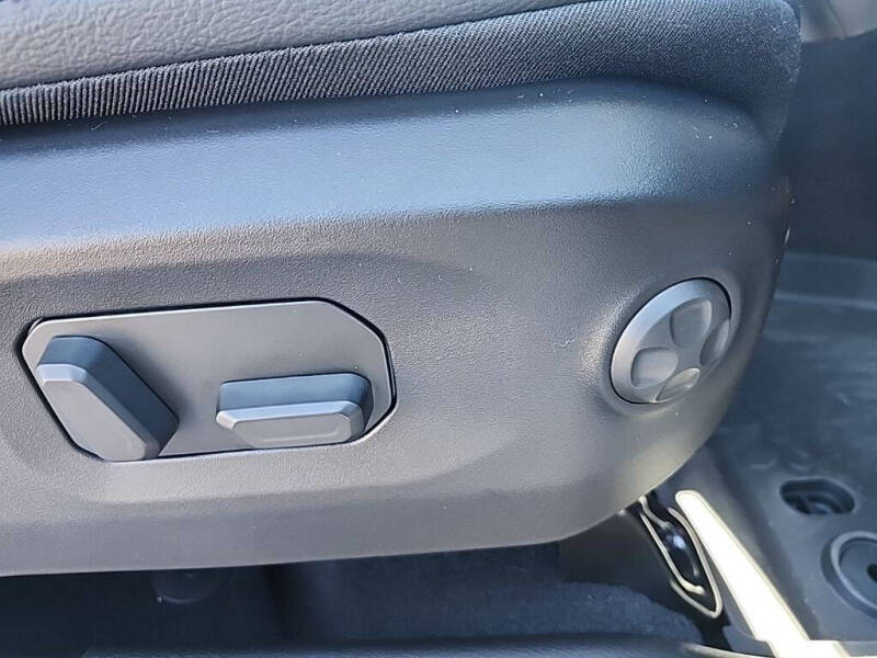 2025 Jeep Gladiator High Tide