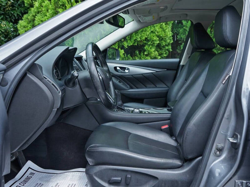 2021 Infiniti Q50 Luxe