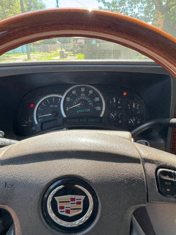 2004 Cadillac Escalade