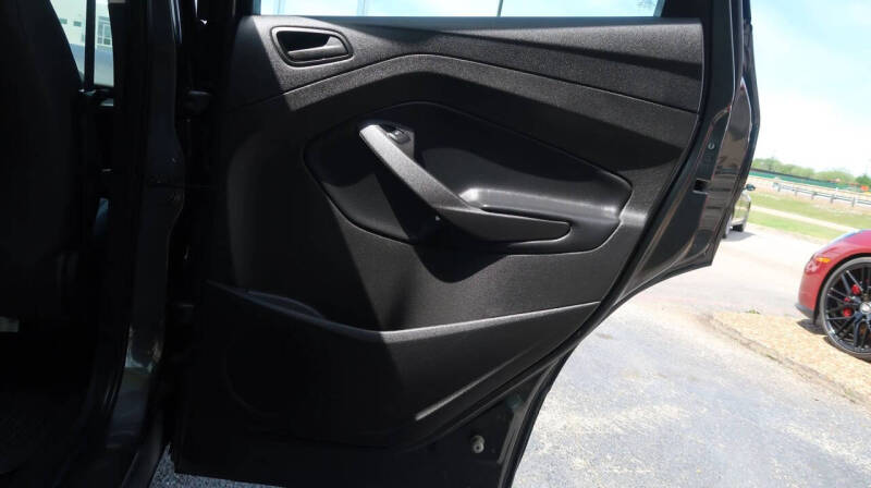 2019 Ford Escape S