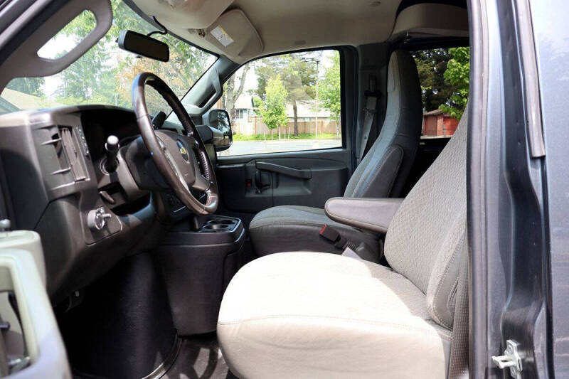 2017 Chevrolet Express 3500