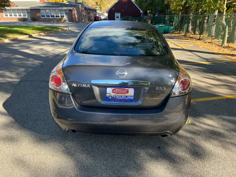 2009 Nissan Altima S photo 7