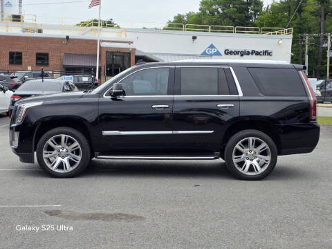 2017 Cadillac Escalade Luxury
