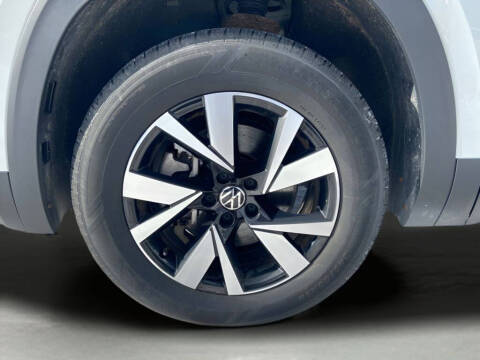 2022 Volkswagen Atlas Cross Sport SE 4Motion