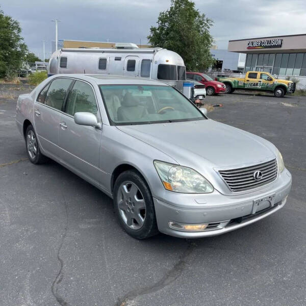 2004 Lexus LS 430
