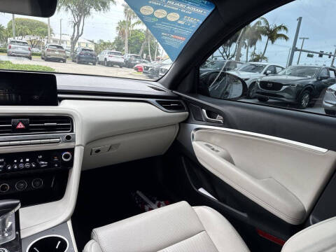 2024 Genesis G70