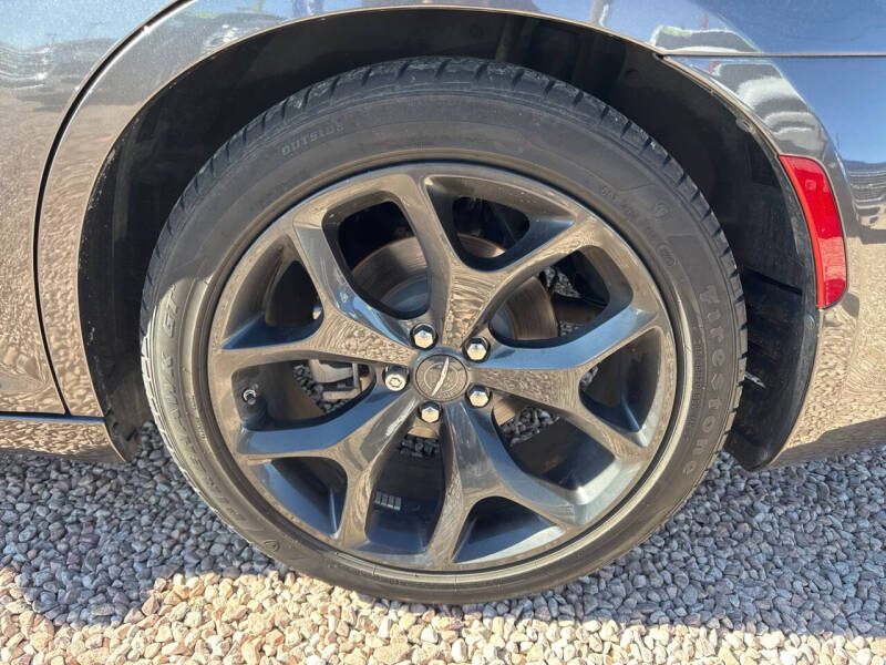 2023 Chrysler 300 Touring