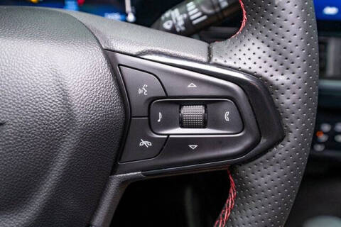 2025 Chevrolet Trax RS