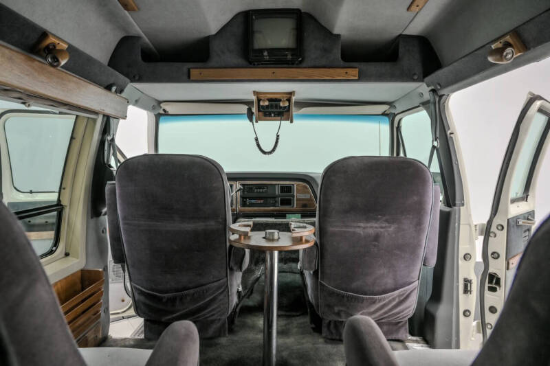 1990 Ford E-Series E-150