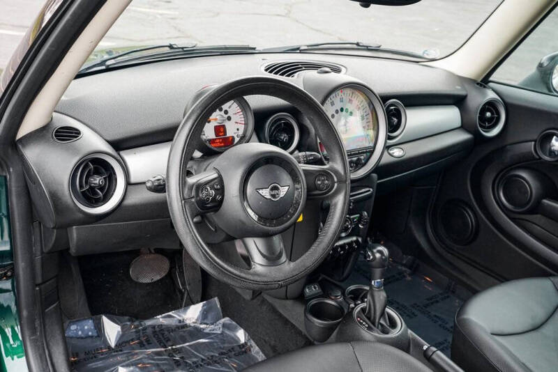 2013 MINI Hardtop Cooper