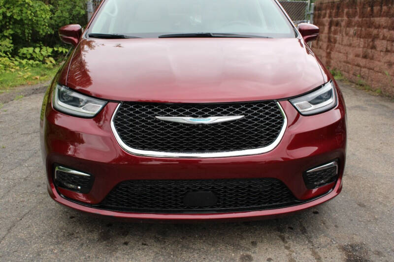 2021 Chrysler Pacifica Hybrid Touring L