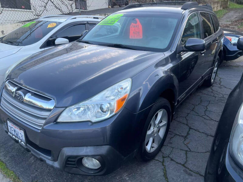 2014 Subaru Outback for sale at BEE BACK MOTORS in Sonora CA