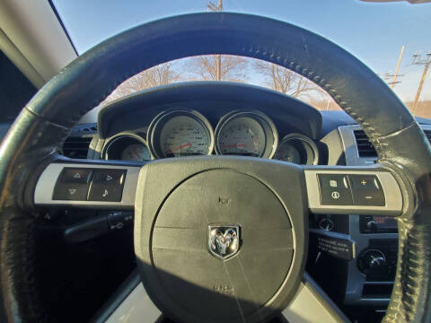 2008 Dodge Charger SRT-8