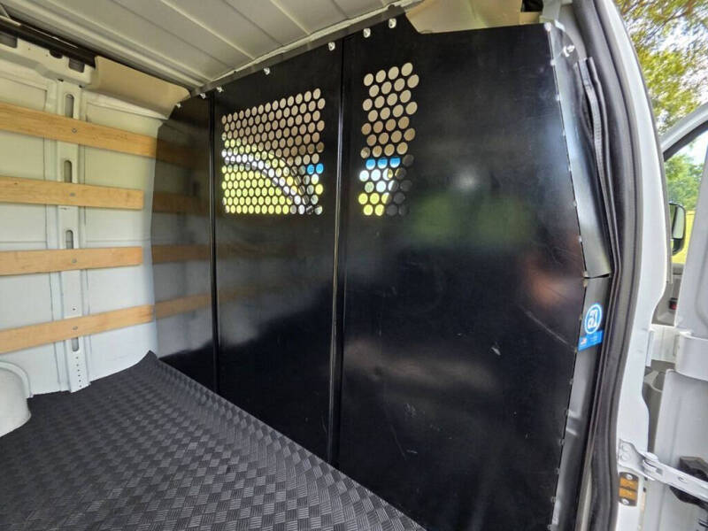 2023 GMC Savana 2500