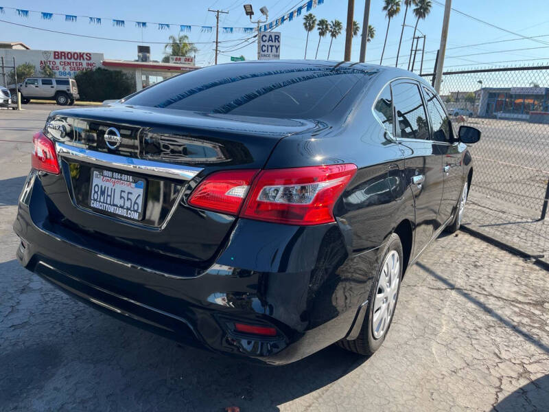 2019 Nissan Sentra S photo 10