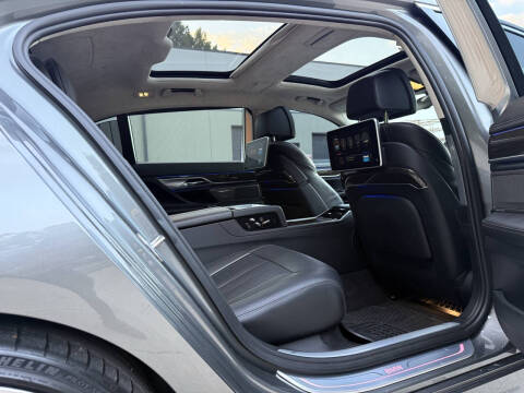 2016 BMW 7 Series 750i xDrive