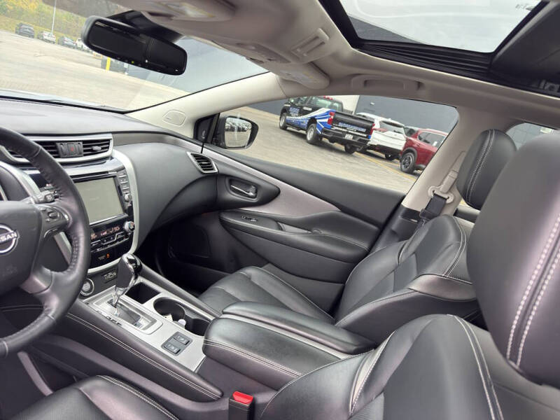 2023 Nissan Murano SL