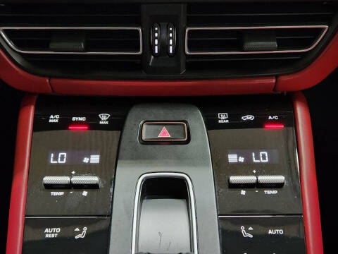 2023 Porsche Macan