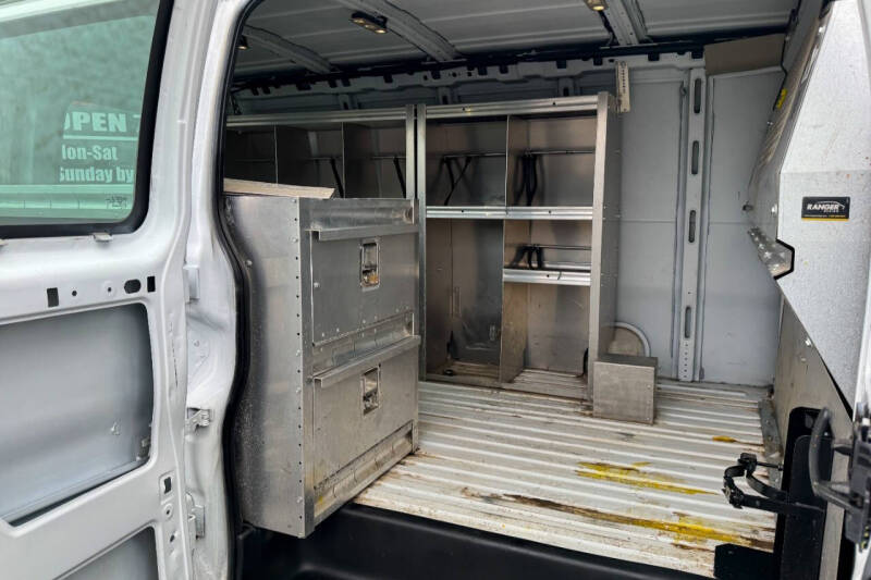 2017 Chevrolet Express 2500