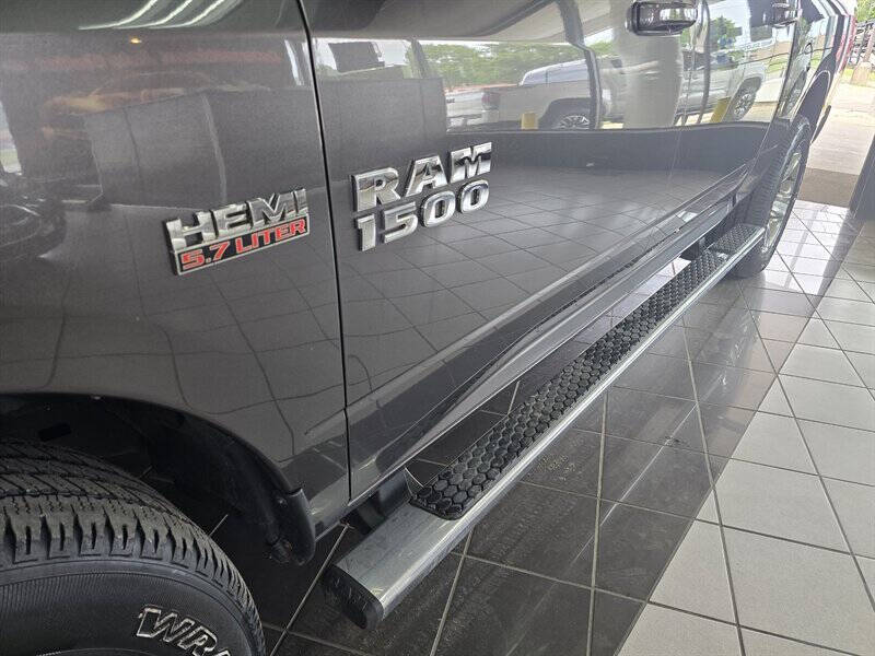 2016 RAM 1500 Sport