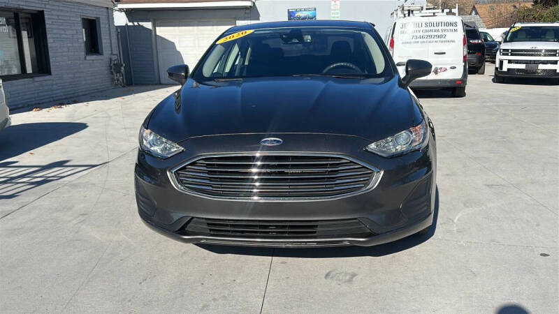 2020 Ford Fusion SE