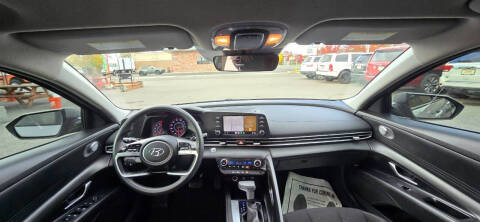 2022 Hyundai Elantra SEL