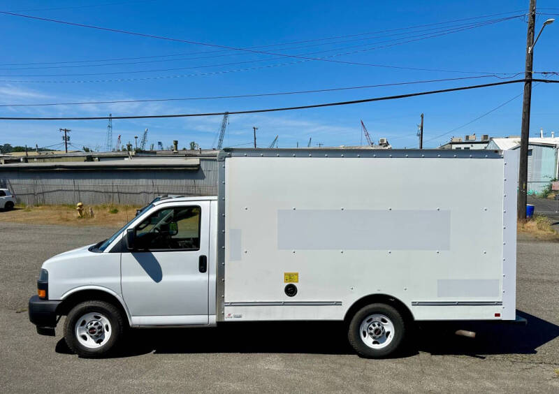 2019 GMC Savana