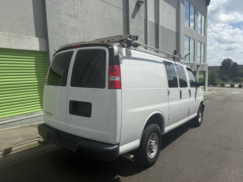 2017 Chevrolet Express 2500