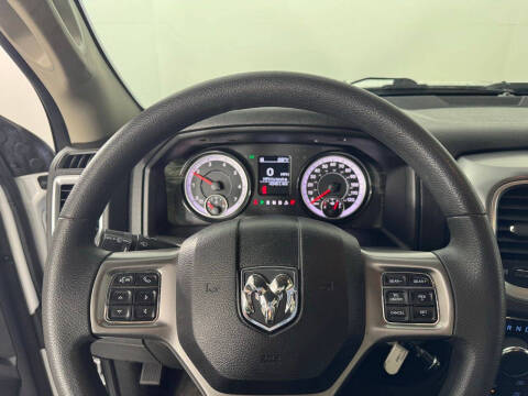 2024 RAM 1500 Classic SLT