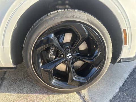 2024 Bentley Bentayga S V8