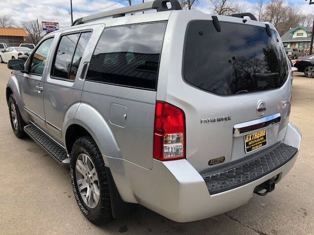 2011 Nissan Pathfinder for sale at Extreme Auto Plaza in Des Moines, IA