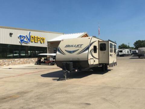 2017 Keystone BULLET 272BH for sale at Ultimate RV in White Settlement TX