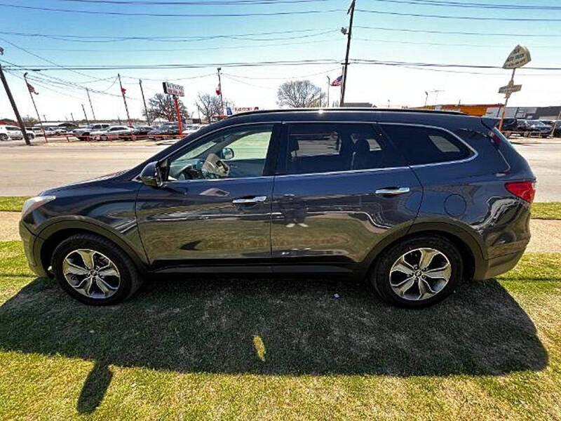 2016 Hyundai Santa Fe SE