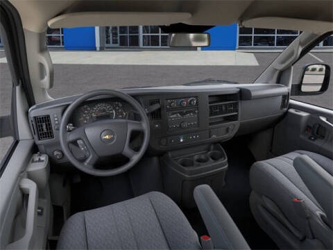 2025 Chevrolet Express 2500