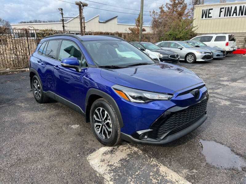 2023 Toyota Corolla Cross Hybrid SE