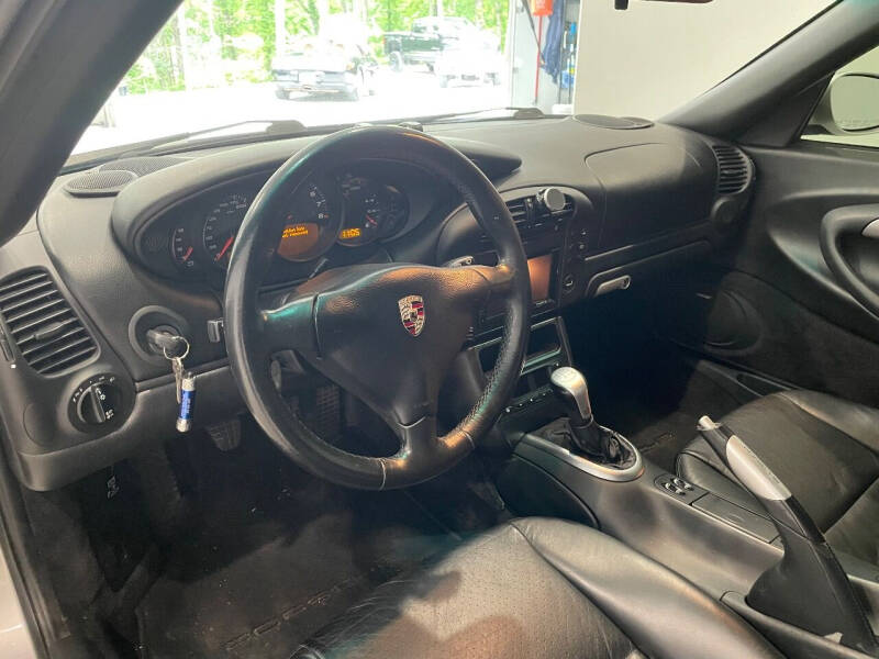 2003 Porsche 911 Carrera