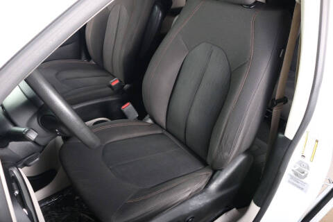 2017 Chrysler Pacifica LX