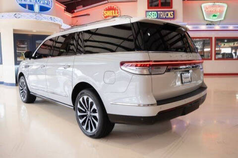 2023 Lincoln Navigator L Reserve