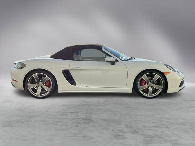2024 Porsche 718 Boxster GTS 4.0