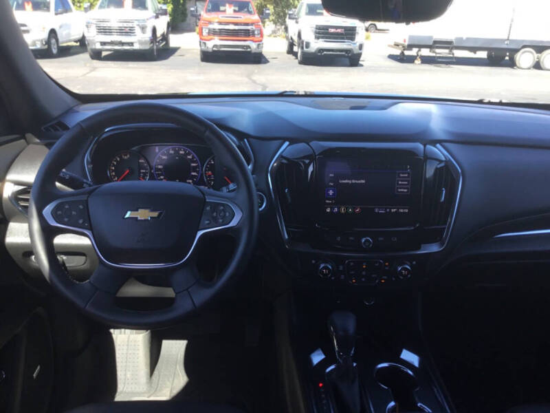 2023 Chevrolet Traverse Premier