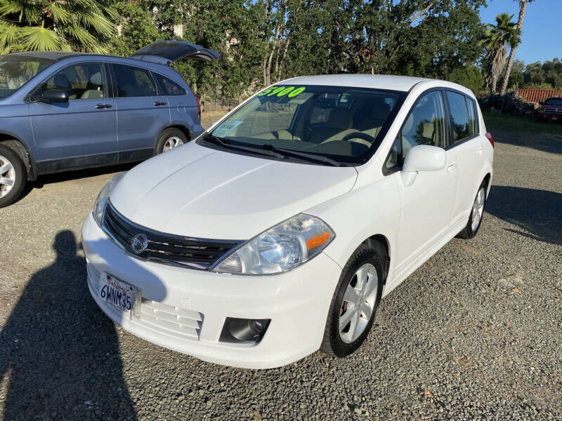 2012 Nissan Versa 1.8 SL