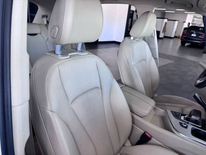 2017 Audi Q7 2.0T quattro Premium Plus