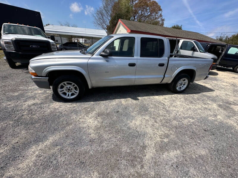 2002 Dodge Dakota for sale at M&M Auto Sales 2 in Hartsville SC