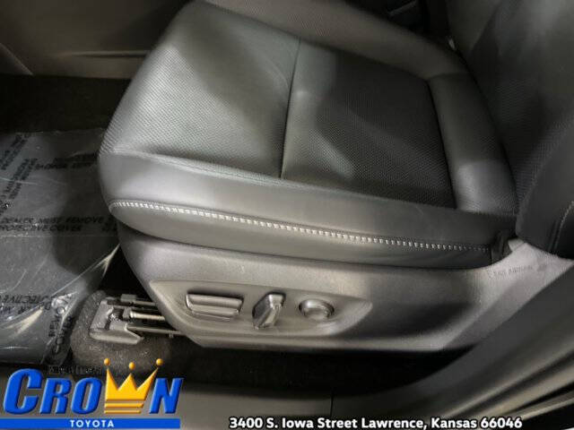 2025 Toyota Crown Signia Limited