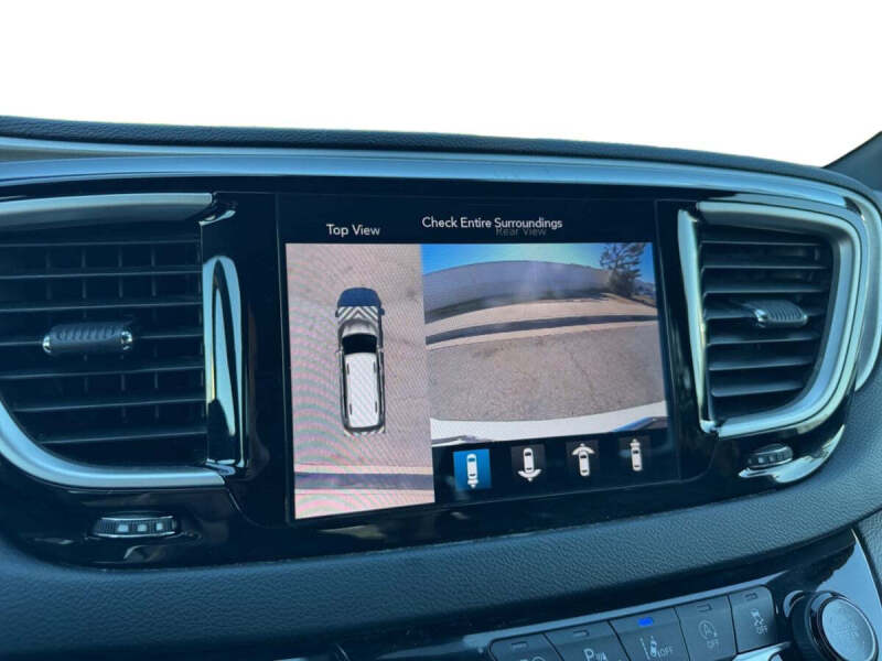 2020 Chrysler Pacifica Launch Edition