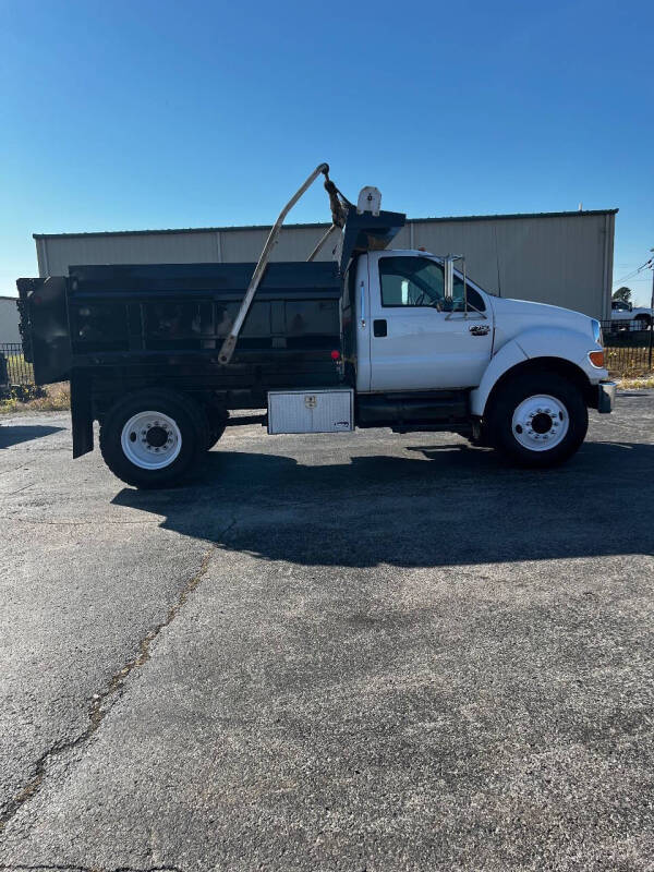 2006 Ford F750 Dump