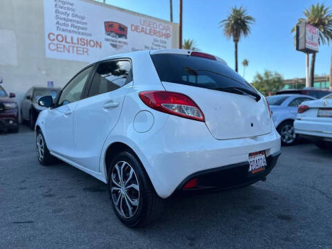 2013 Mazda MAZDA2 Touring