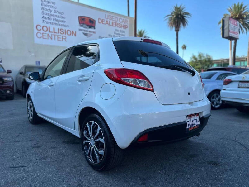 2013 Mazda MAZDA2 Touring